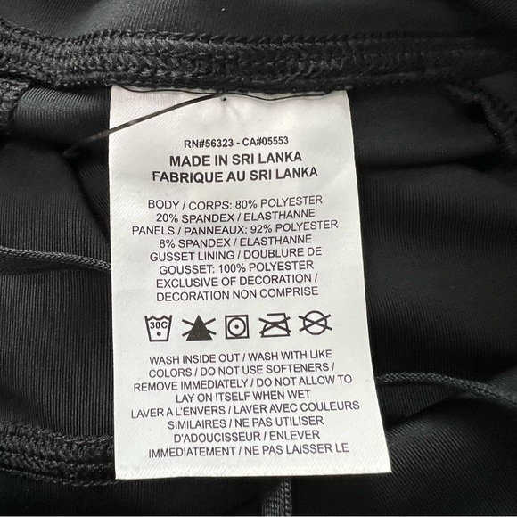 Nike NWT Epic Fast Tight Fit Mid Rise Crop DriFit Legging Size Small - Picture 11 of 12